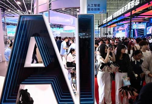 海警号万吨舰首次参加对台任务