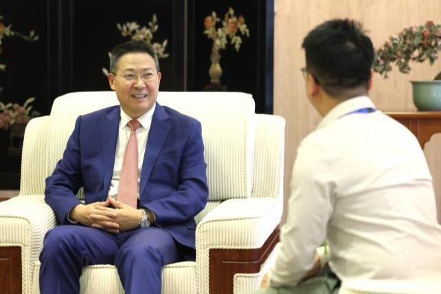 中国人民的好朋友为了友谊跨越山海