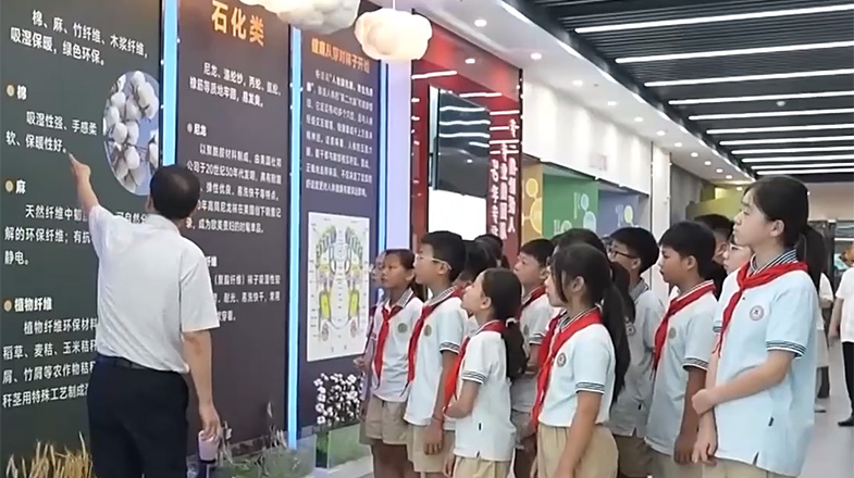 多条高铁线将于年底前开通运营
